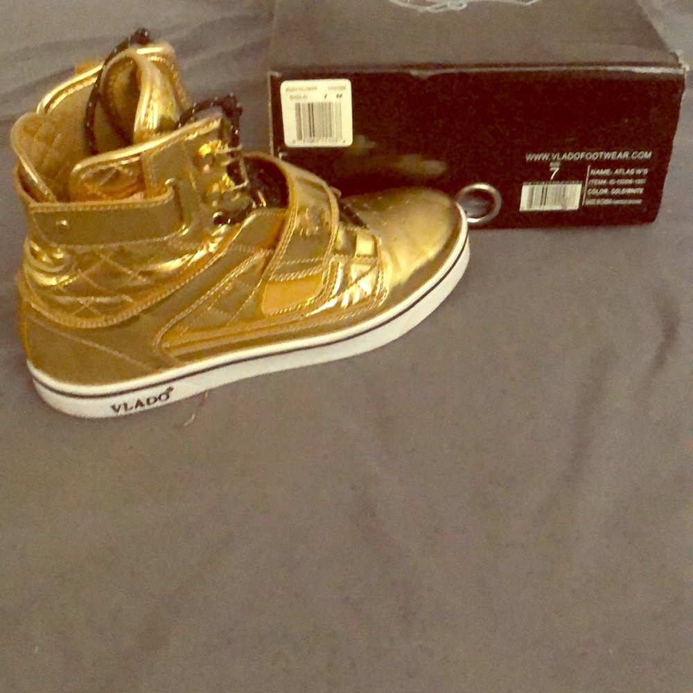 Womans Italian VLADOs
